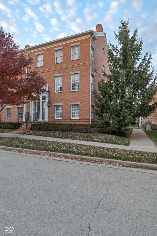 2068 Broughton St in Carmel, IN - Building Photo - Building Photo