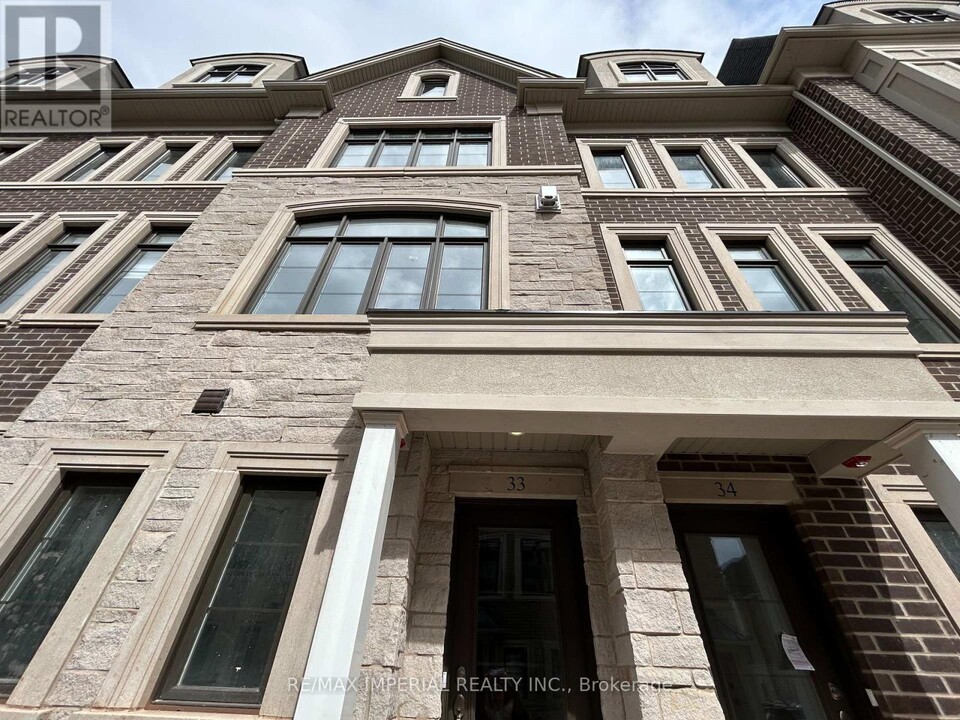 280-280 Melody Cmn in Oakville, ON - Building Photo