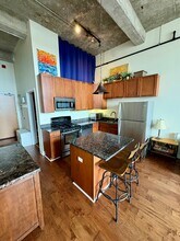 320 E 21st St in Chicago, IL - Building Photo - Building Photo