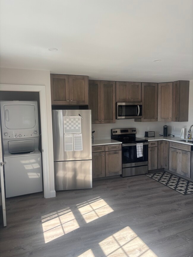 16 Overlook Ave, Unit In-law  apartment in Beverly, MA - Foto de edificio - Building Photo