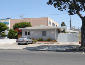 3919-3925 3rd Ave in San Diego, CA - Building Photo - Building Photo