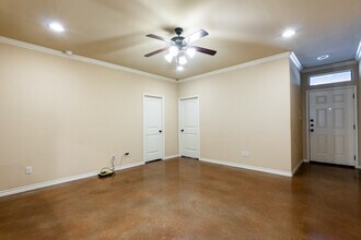 312 Newcomb Ln in College Station, TX - Building Photo - Building Photo