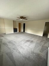 326 Monticello Dr in West Jefferson, NC - Building Photo - Building Photo