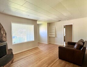 520 11th St in Davis, CA - Building Photo - Building Photo