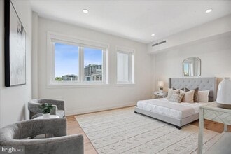 923 V St NW in Washington, DC - Building Photo - Building Photo