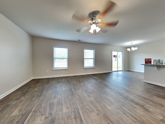 107 Boat Clb Ln in Lexington, SC - Building Photo - Building Photo