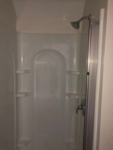 610 S Washington St, Unit #2 Upstairs in Kokomo, IN - Building Photo - Building Photo