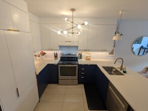 2583 Sicard Rue in Montréal, QC - Building Photo - Building Photo