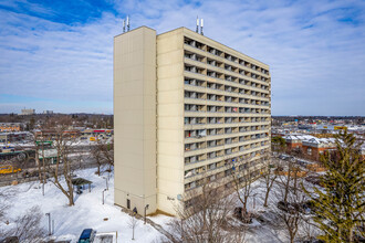 West Hill Apartments in Toronto, ON - Building Photo - Building Photo