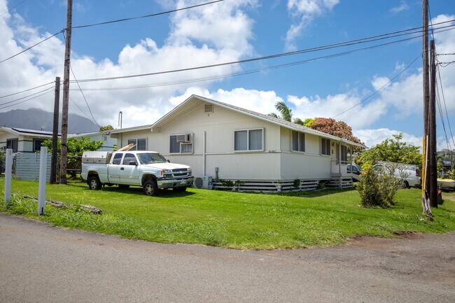 Waikalua Rd Estates in Kaneohe, HI - Building Photo - Building Photo