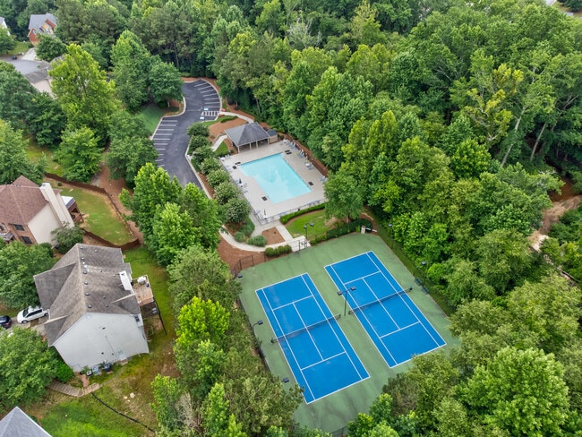3613 Southland Dr, Unit Basement in Buford, GA - Foto de edificio - Building Photo