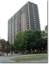 Dentonia Court in Toronto, ON - Building Photo - Building Photo