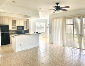 8231 NW 127th Ln in Parkland, FL - Building Photo - Building Photo