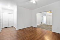 1505 Ridge Ave photo'