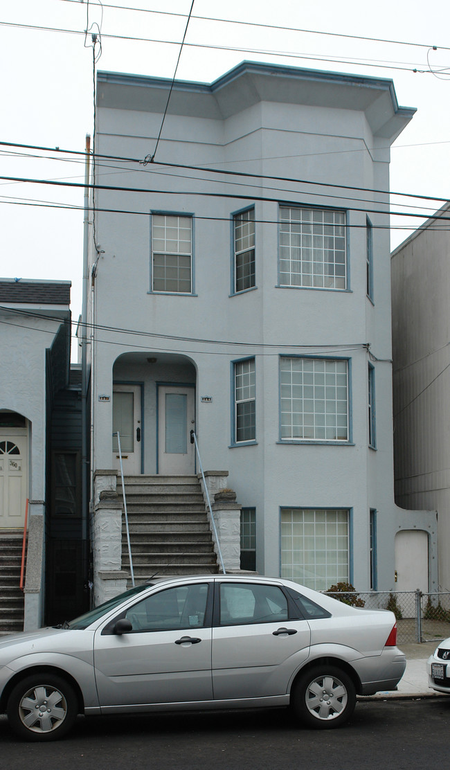 362 4th Ave in San Francisco, CA - Building Photo - Building Photo