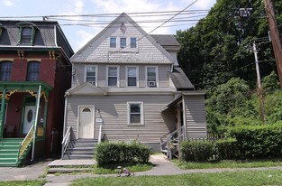 117 Hone St Apartments