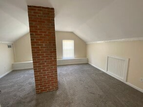 10 N Main St, Unit 10A in Upton, MA - Building Photo - Building Photo