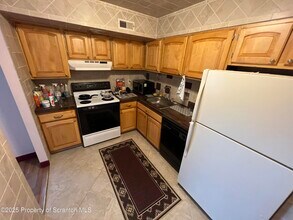 220 Linden St in Scranton, PA - Building Photo - Building Photo