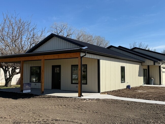 property at 405 W Allison St