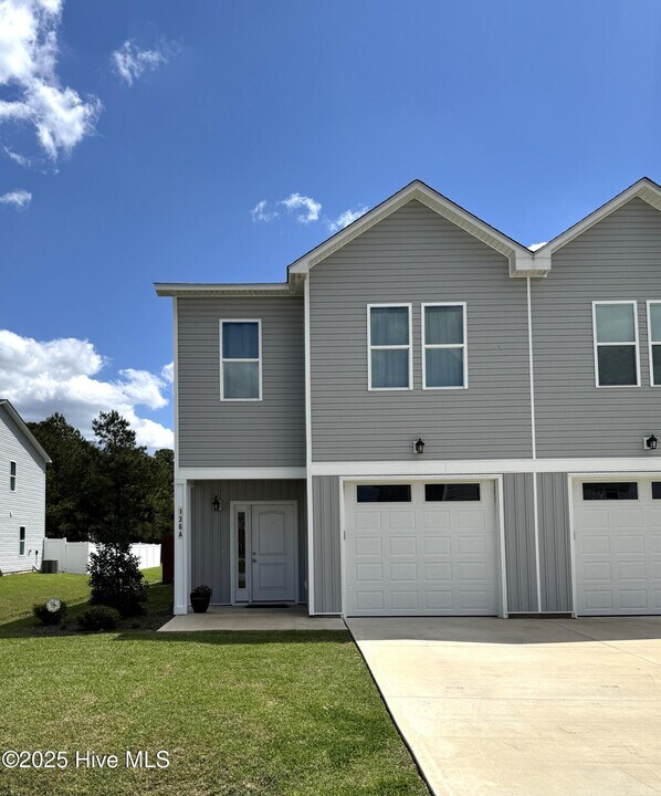 136 Pasture Ln in Swansboro, NC - Building Photo