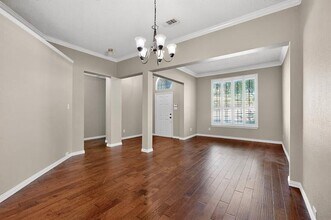 9700 Wolf Creek Dr in Irving, TX - Building Photo - Building Photo