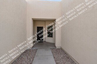 7889 W Chuckwalla Pl in Tucson, AZ - Building Photo - Building Photo