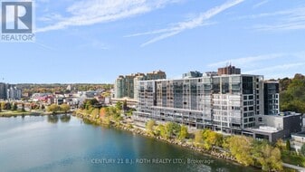185 Dunlop St E in Barrie, ON - Building Photo