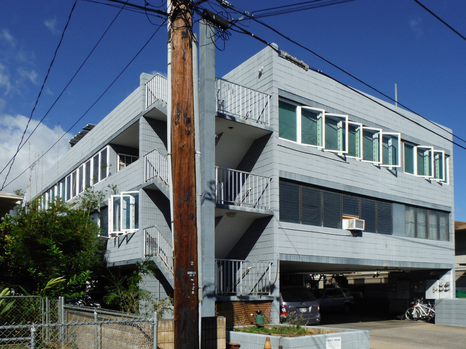 2618 Maunawai Pl in Honolulu, HI - Building Photo