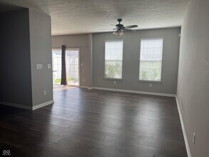9623 Prairie Smoke Dr in Noblesville, IN - Building Photo - Building Photo