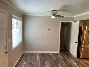 415 N 6th St in Jacksonville, OR - Building Photo - Building Photo