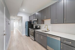 2808 W Oxford St in Philadelphia, PA - Building Photo