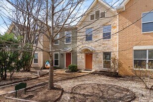 1101 Grove Blvd in Austin, TX - Building Photo
