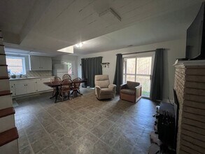 304 Pine Dr in Amissville, VA - Building Photo - Building Photo