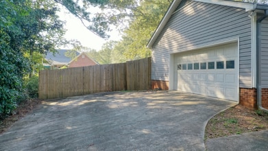 806 21st Ave SW in Lanett, AL - Building Photo - Building Photo