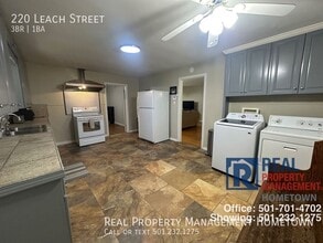 220 Leach St in Hot Springs, AR - Building Photo - Building Photo