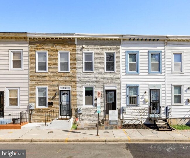property at 649 20th St NE