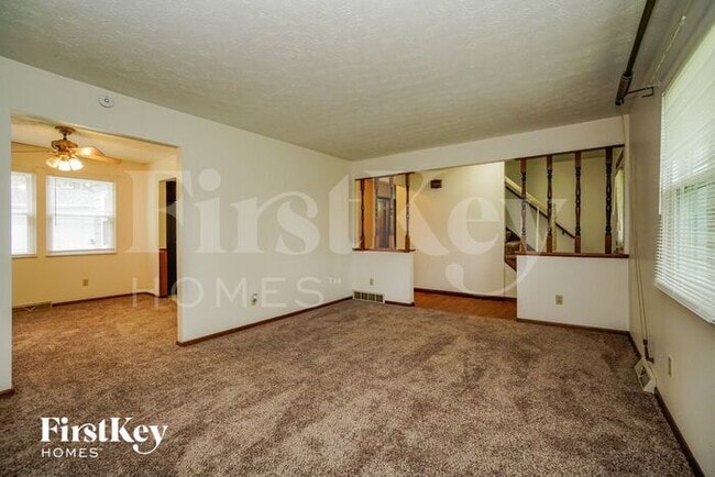 116 Westview Dr in Reynoldsburg, OH - Building Photo - Building Photo