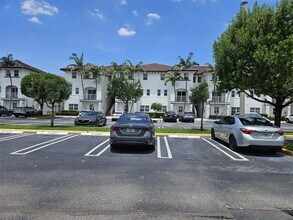 8800 NW 97th Ave in Doral, FL - Building Photo - Building Photo