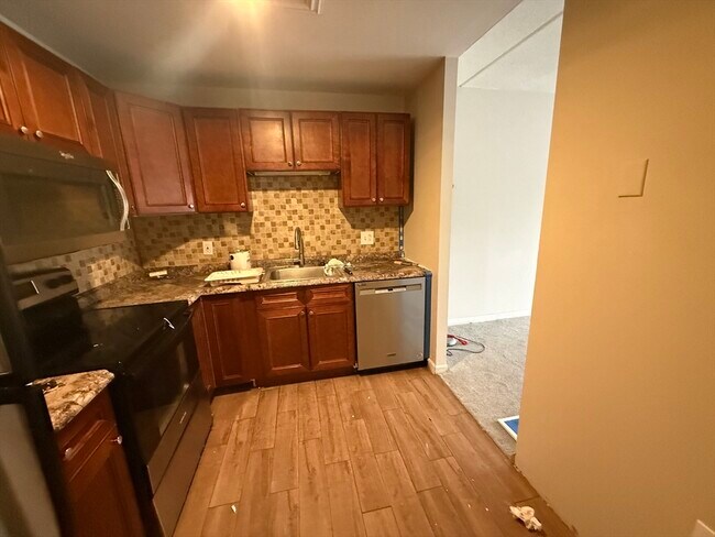 14 Heron St in Boston, MA - Building Photo - Building Photo