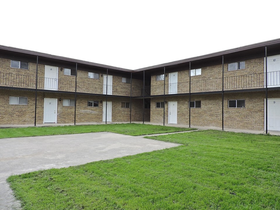 809 Root Ave in Killeen, TX - Foto de edificio