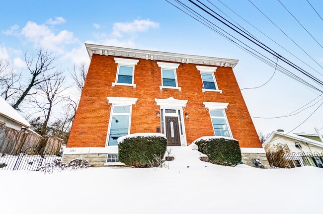 1001 Hwy Ave in Covington, KY - Building Photo - Building Photo