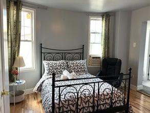 5023 Spruce St in Philadelphia, PA - Building Photo - Building Photo