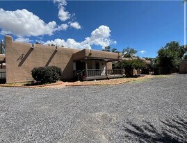 3996 Agua Fria St in Santa Fe, NM - Building Photo