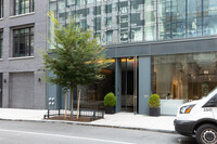 515 W 29th St in New York, NY - Foto de edificio - Building Photo