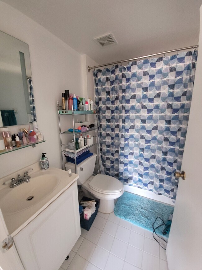 3261 Sabal Palm Mnr in Hollywood, FL - Building Photo - Building Photo