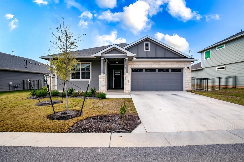 400 Florenz Ln in Andice, TX - Building Photo