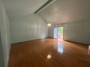 965 Amberwood Pl in McHenry, IL - Building Photo - Building Photo