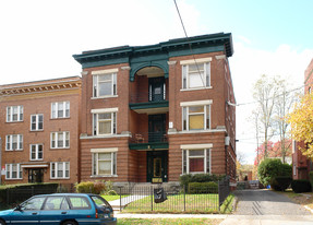 53-55 Evergreen Ave Apartments