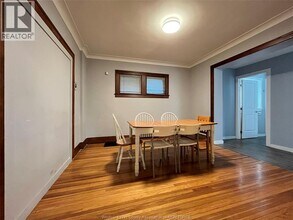 351 Randolph Ave in Windsor, ON - Foto de edificio - Building Photo