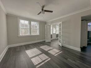 7505 Pershing Ave in University City, MO - Building Photo - Building Photo